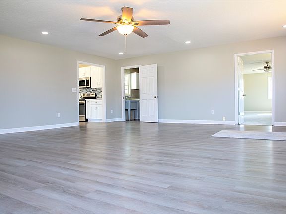 4th image of 339 Beechwood Dr