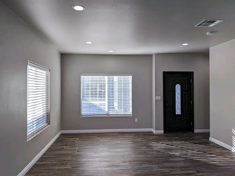 7308 Hyatt St #7308 — Photo 3