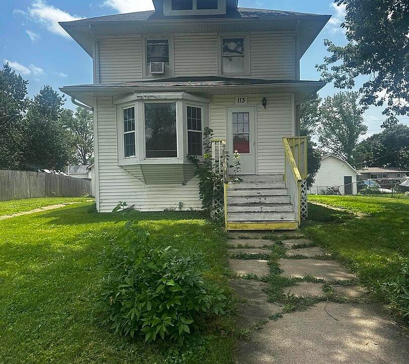 1st image of 113 Washington St W