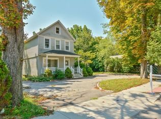 222 W Pulaski Rd, Huntington Station, NY 11746