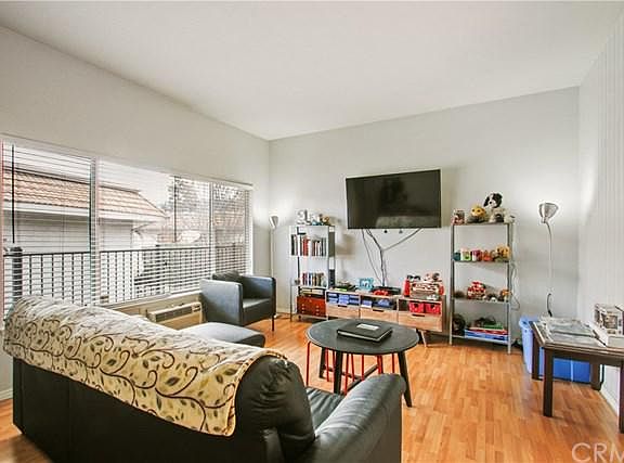 5th image of 4525 Ramona Ave APT 8