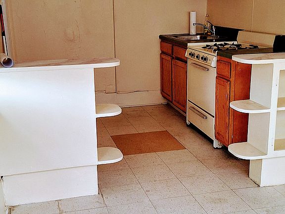 Eat in Kitchen
