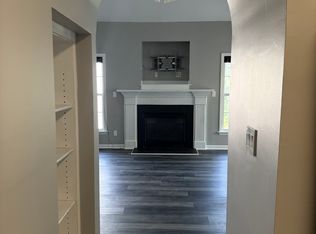 531 Glenolden Ct, Cary, NC 27513