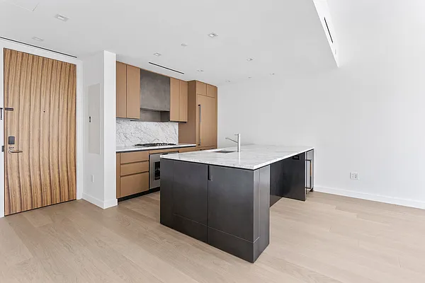 Rented by ZEMU REALTY | media 38