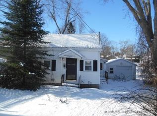 29 Floral St, Bath, ME 04530