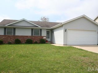 608 Liberty Dr, East Peoria, IL 61611