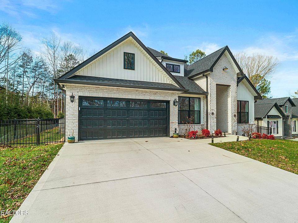 372 Mingo Way, Loudon, TN 37774 | Zillow