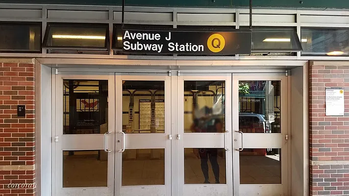 Sold by Corcoran | media 32