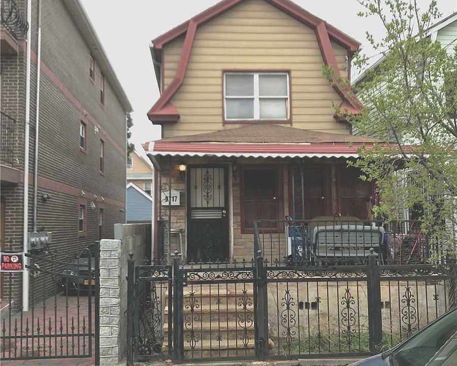 1st image of 9717 Remington St