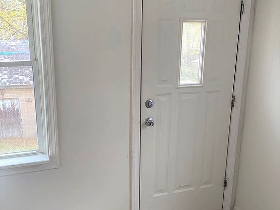 2nd image of 243B N 2nd St