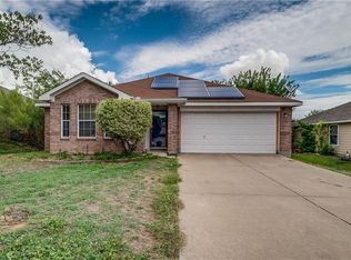 1032 Rock Springs Dr, Burleson, TX 76028