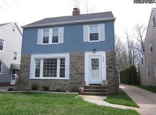 4342 Groveland Rd, University Heights, OH 44118