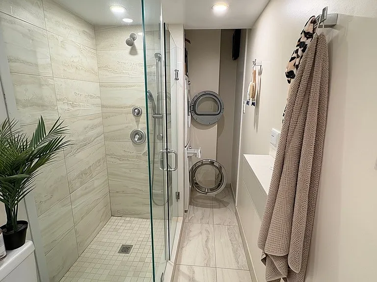 105 McCaul St #704 — Photo 11