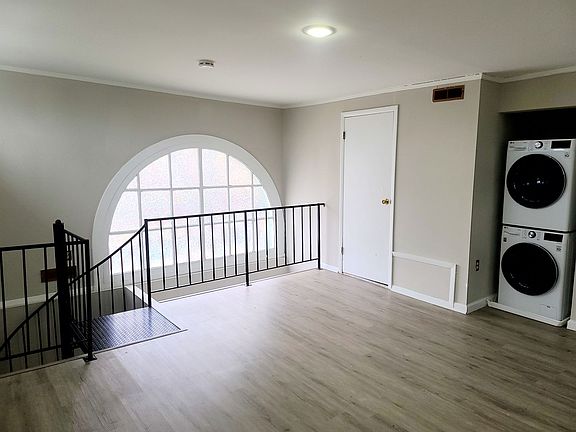 5th image of 2844 Saint Paul St #1B-1BA