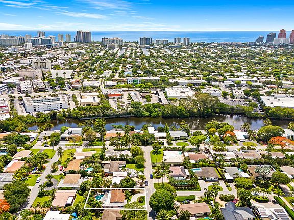 4th image of 2043 NE 29th Street