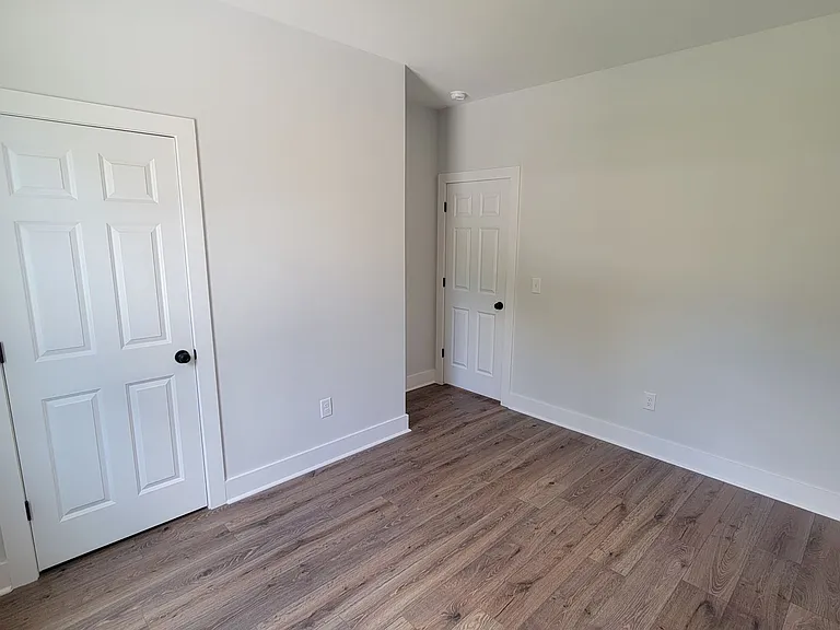 125 Ledbetter St #B — Photo 11