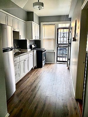 2nd image of 33-35 71st St #1