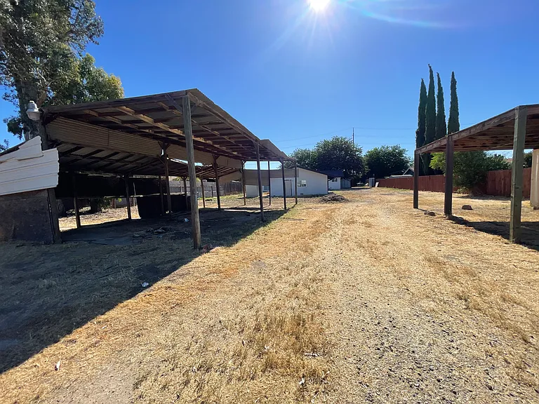 3066 S Corral Hollow Rd — Photo 10