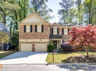 1055 Barrington Landing Ct, Roswell, GA 30076