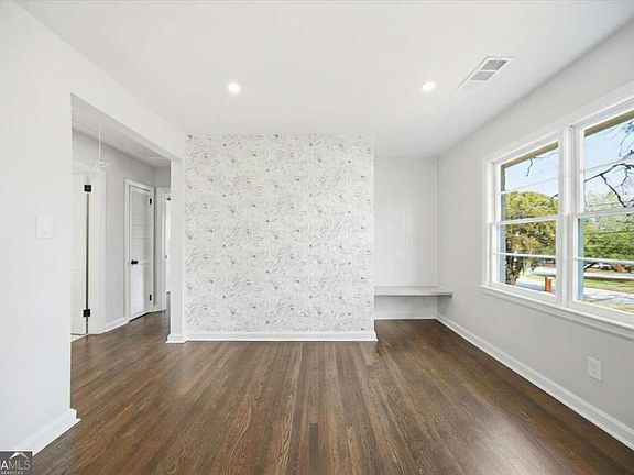 5th image of 2283 Scotty Cir