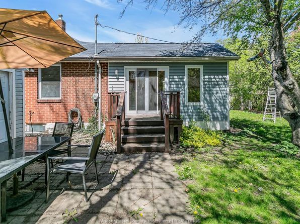 688 Rosedale Ave, Windsor, ON N9C 2N8