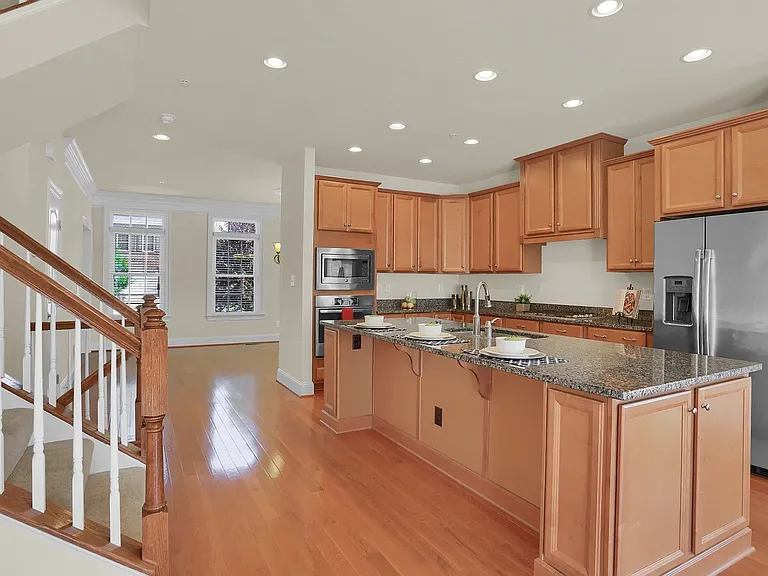 8642 Westford Rd — Photo 10