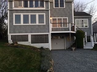 25 Marine Dr, Narragansett, RI 02882