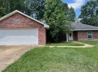 654 Roy Bridges Rd, Leesville, LA 71446