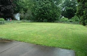 4th image of 310 Norton Ave