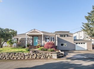 3009 NW Port Dr, Lincoln City, OR 97367