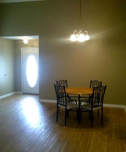 436 Row One — Photo 3