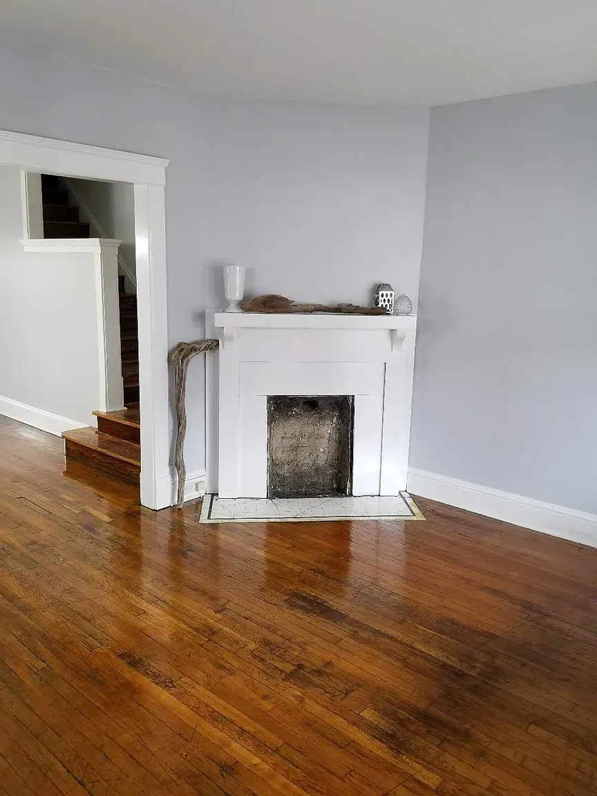 1471 Hopkins Ave photo 1