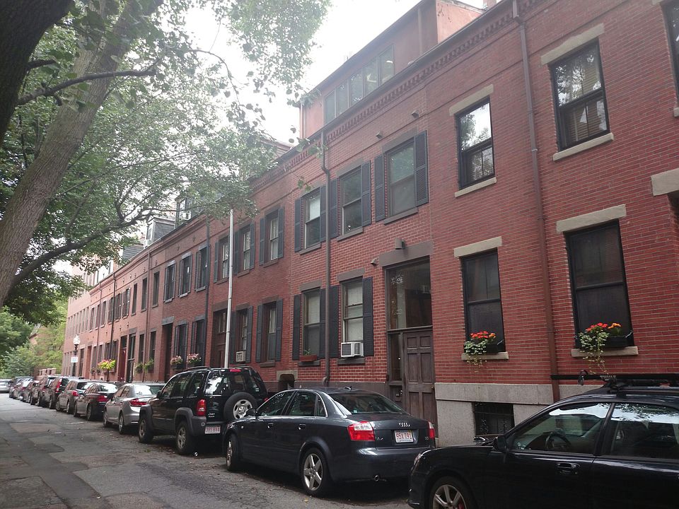 2nd image of 15 Bradford St
