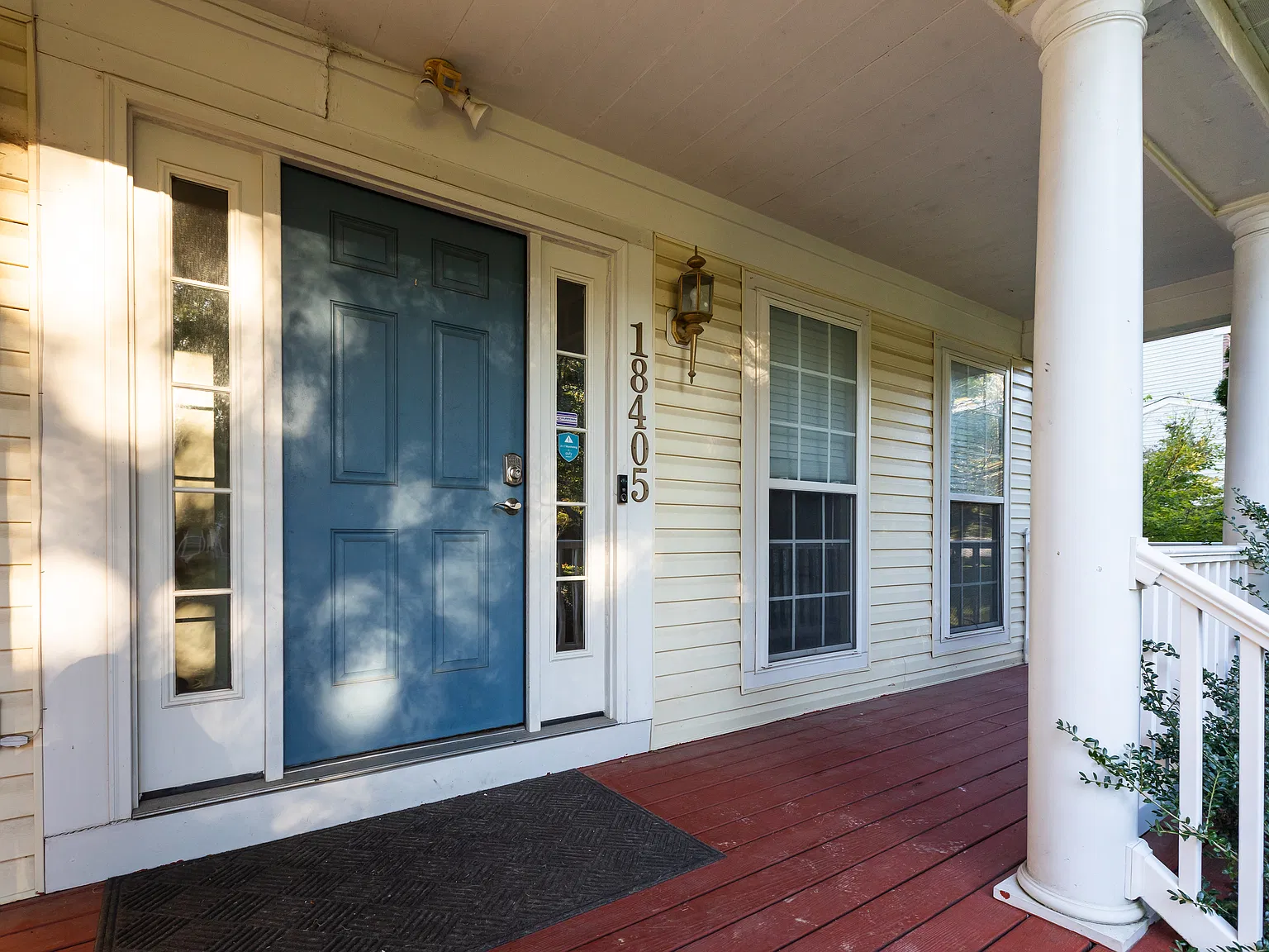 3 bed, 3.5 bath, 3176 sqft, $3,600 — Photo 2