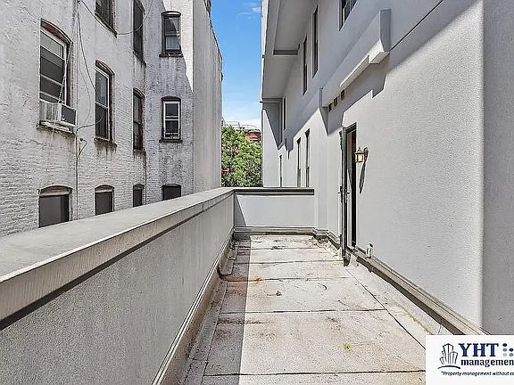 4th image of 489 Washington Ave #2F
