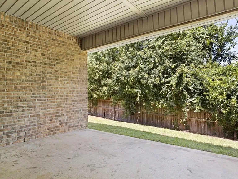 11656 Brookstone Dr — Photo 31