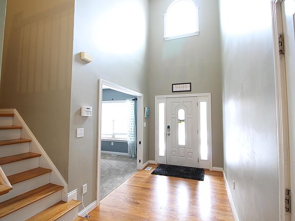 5th image of 2660 Red Leaf Dr