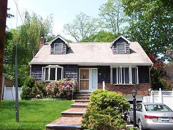 1st image of 53 Crest Dr
