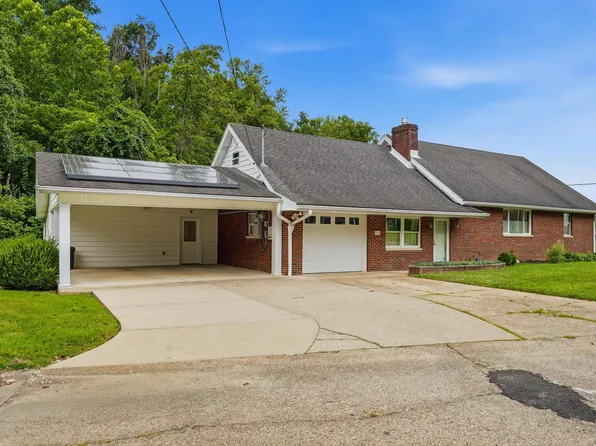 133 Larkspur Dr, Huntington, WV 25705
