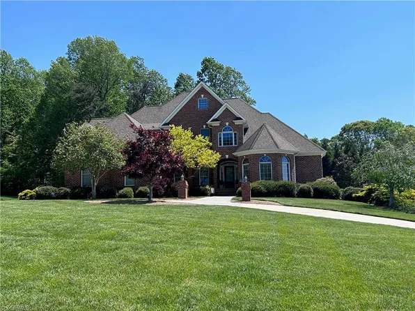 152 Spring Lake Ct, Lexington, NC 27295