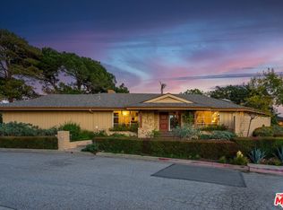 2200 Jeffersonia Way, Los Angeles, CA 90049