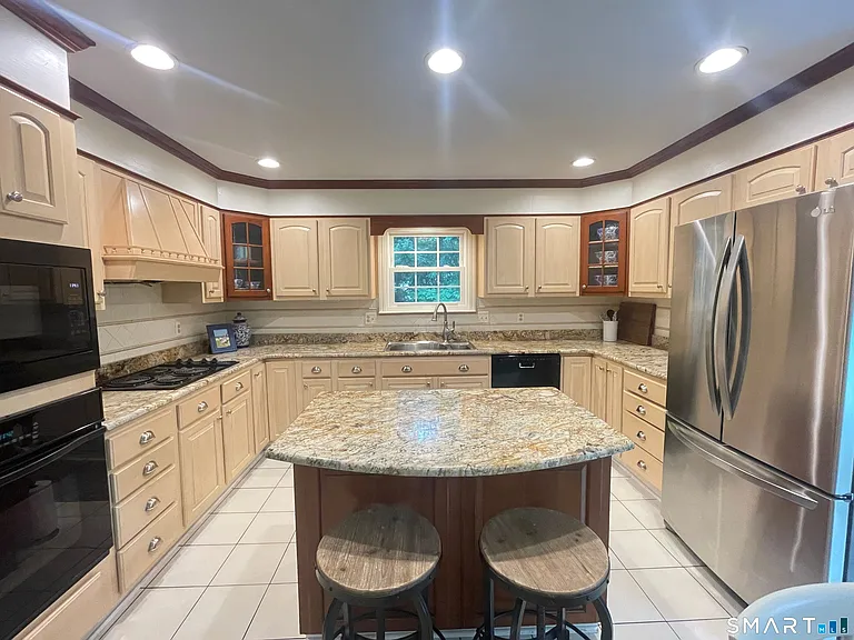 58 Heritage Ln — Photo 8
