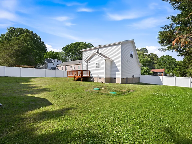 15508 Richmond St — Photo 48