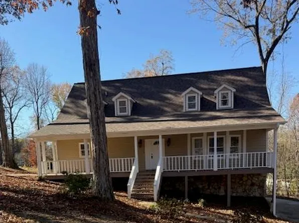 850 Lakeview Dr, Thomasville, NC 27360