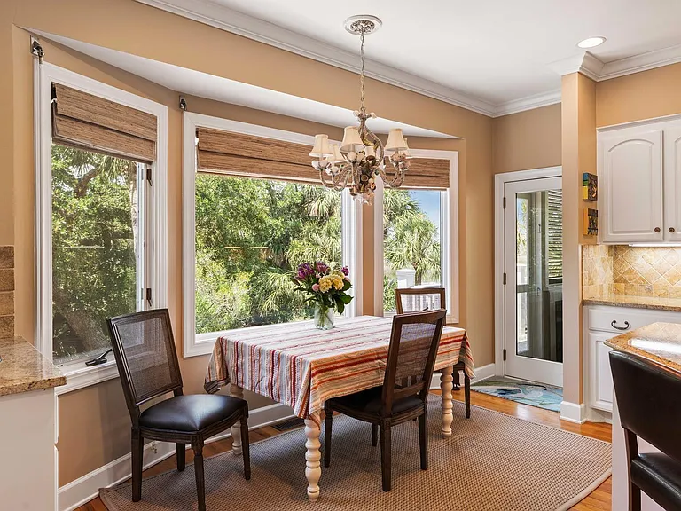 16 Fairway Village Ln — Photo 9