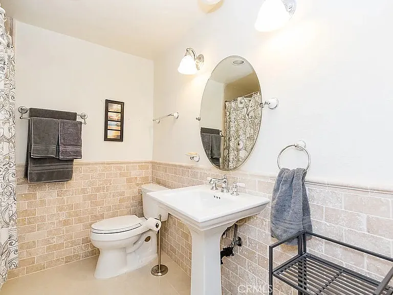 615 N Guadalupe Ave #2 — Photo 16