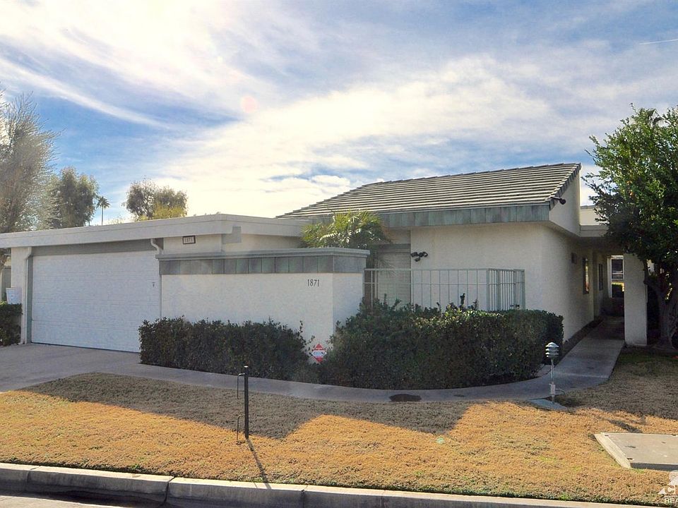 2nd image of 1871 E Grand Bahama Dr