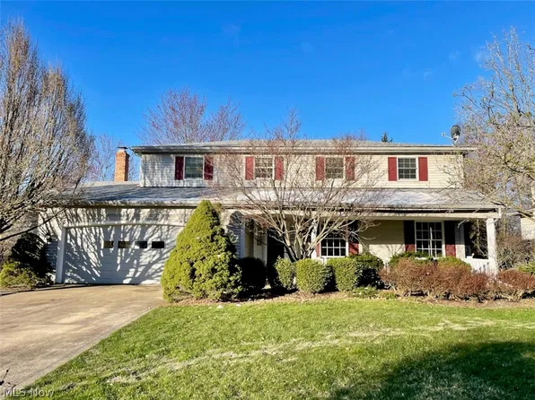 17107 Partridge Dr, Strongsville, OH 44136