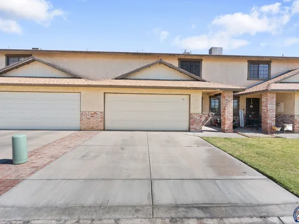 710 Mulberry Ln, El Centro, CA 92243