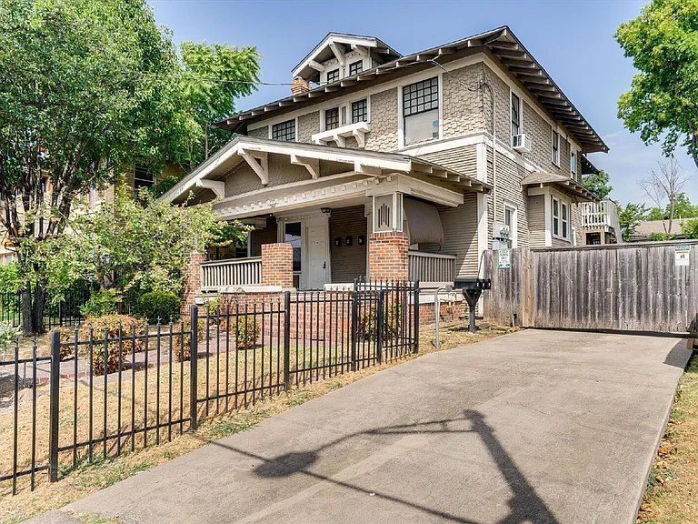 5107 Columbia Ave #C — Photo 2